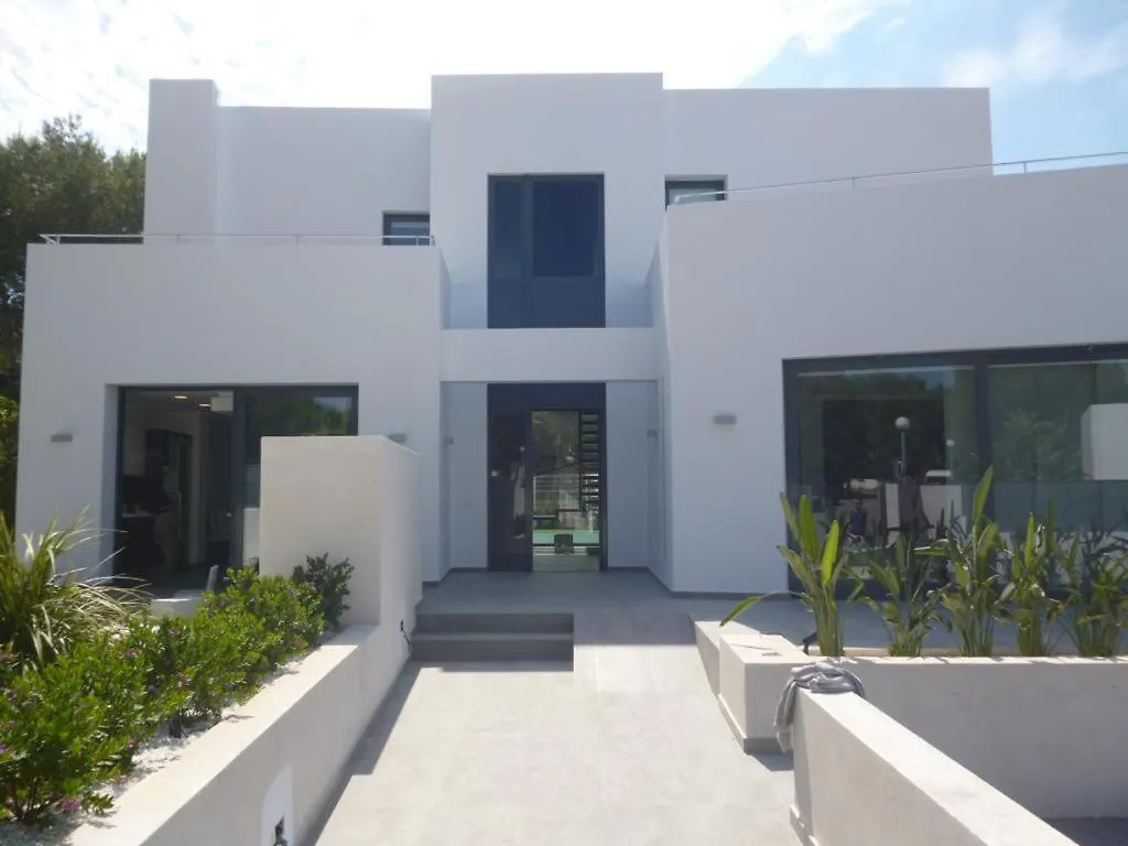 Villa Lux Mar Cala Llenya  0*, Cala Llenya (Ibiza) Spain